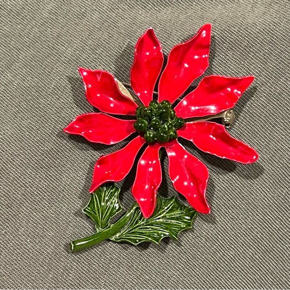 Rare Vintage Large Christmas Poinsettia Enamel Metal Brooch Pin  3"x2.25” - Picture 1 of 4